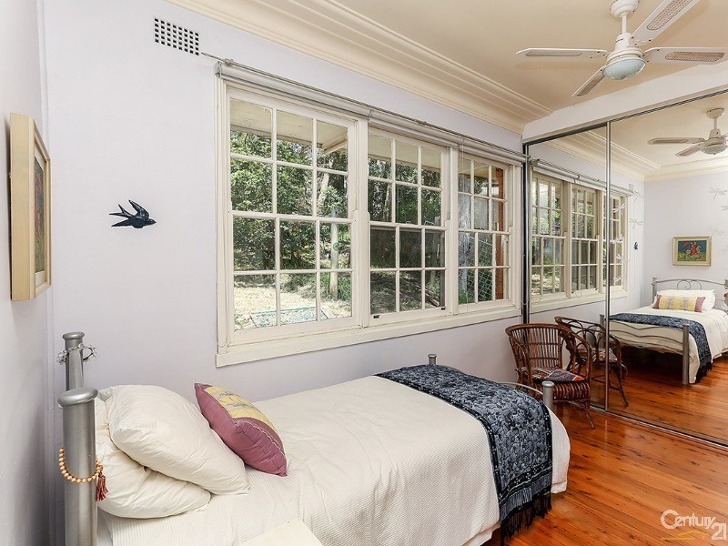 16 Elvidge Crescent, Kotara South NSW 2289