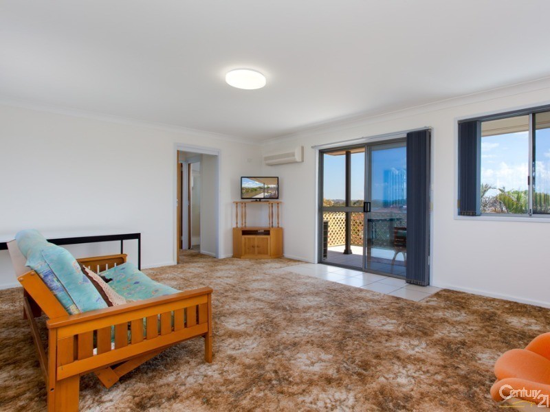 2 Mullard Close, Shortland NSW 2307