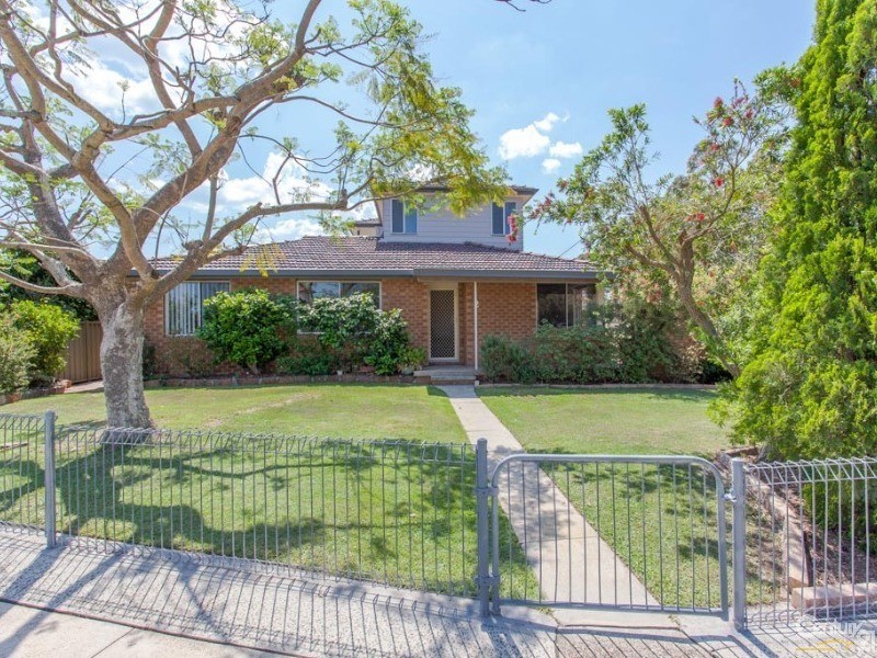 2 Mullard Close, Shortland NSW 2307