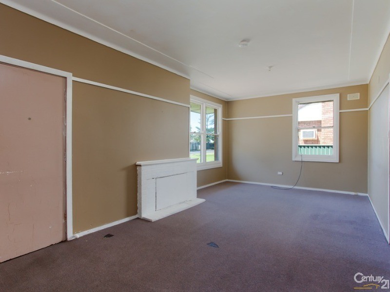 14 Pitt Street, Stockton NSW 2295