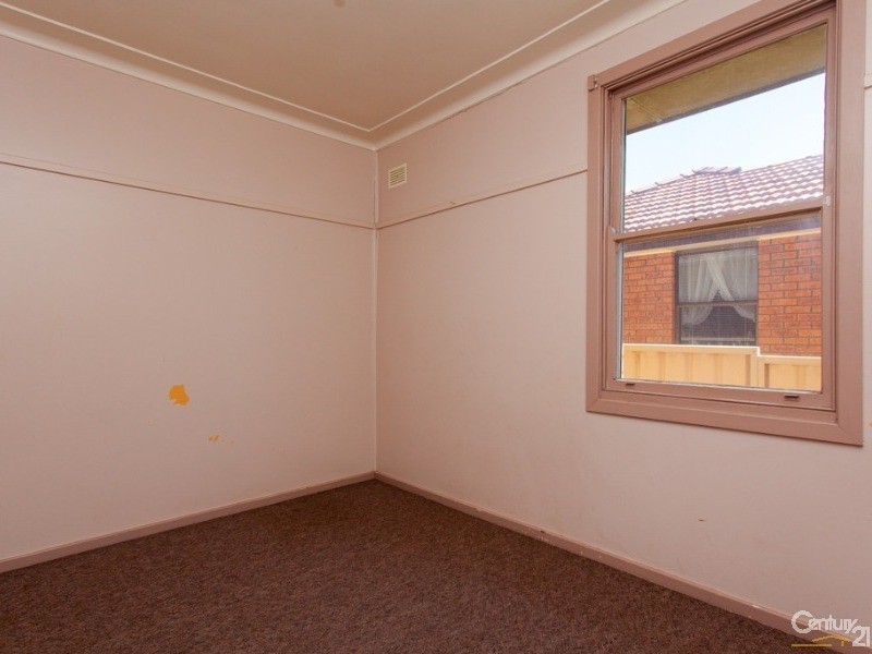 14 Pitt Street, Stockton NSW 2295