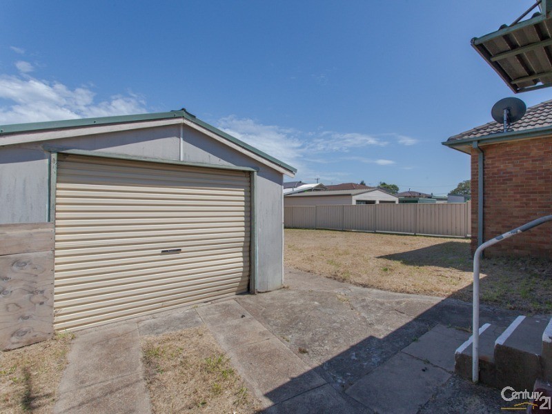 14 Pitt Street, Stockton NSW 2295