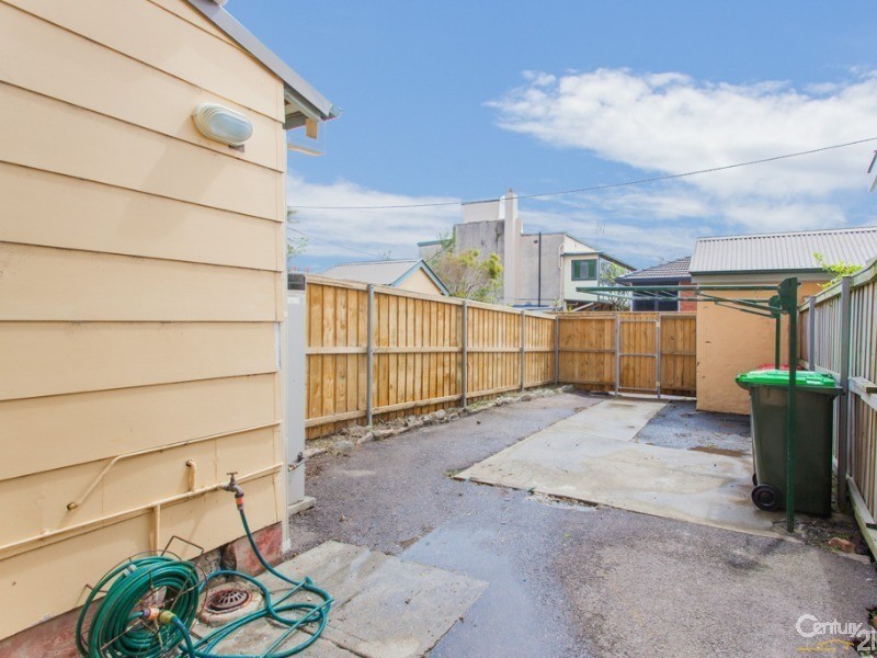 46 Nobbys Road, Newcastle East NSW 2300