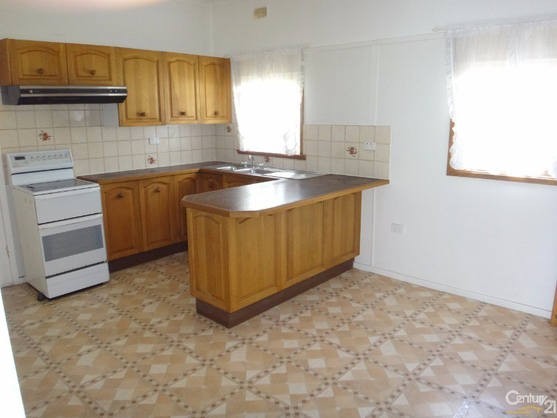 7 Schroder Avenue, Gateshead NSW 2290