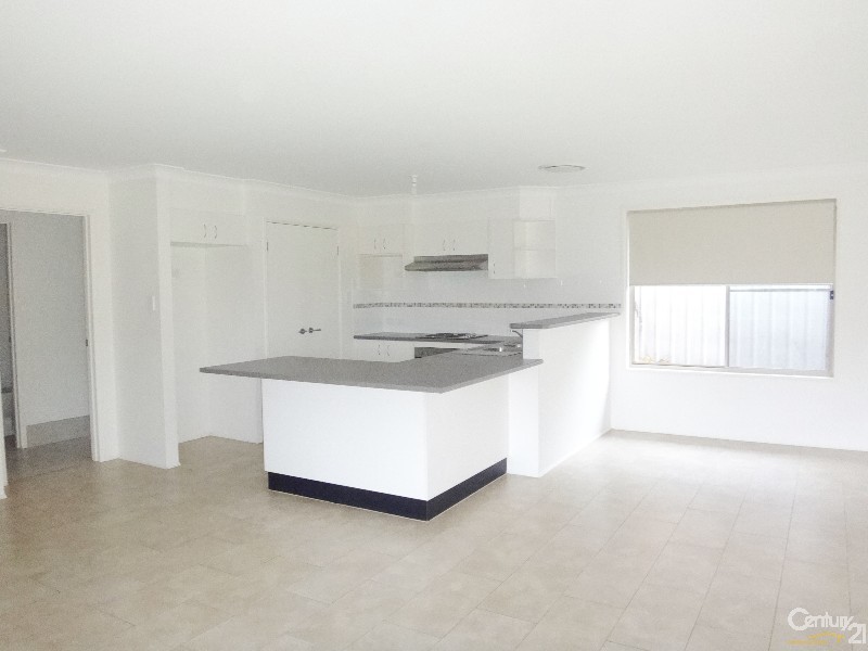 39 Yorston Street, Warners Bay NSW 2282