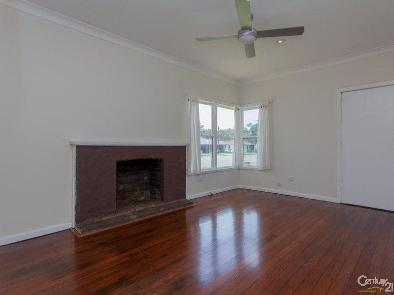 16 Swan Street, Windale NSW 2306