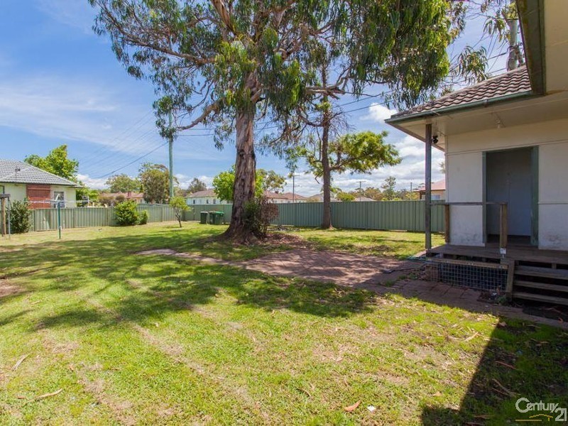 16 Swan Street, Windale NSW 2306