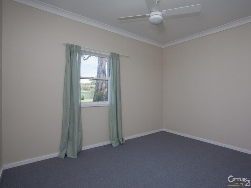 16 Swan Street, Windale NSW 2306