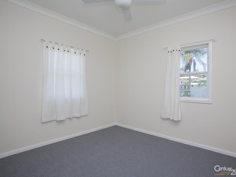 16 Swan Street, Windale NSW 2306