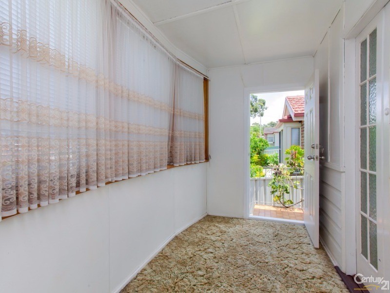 36 Joslin Street, Kotara NSW 2289