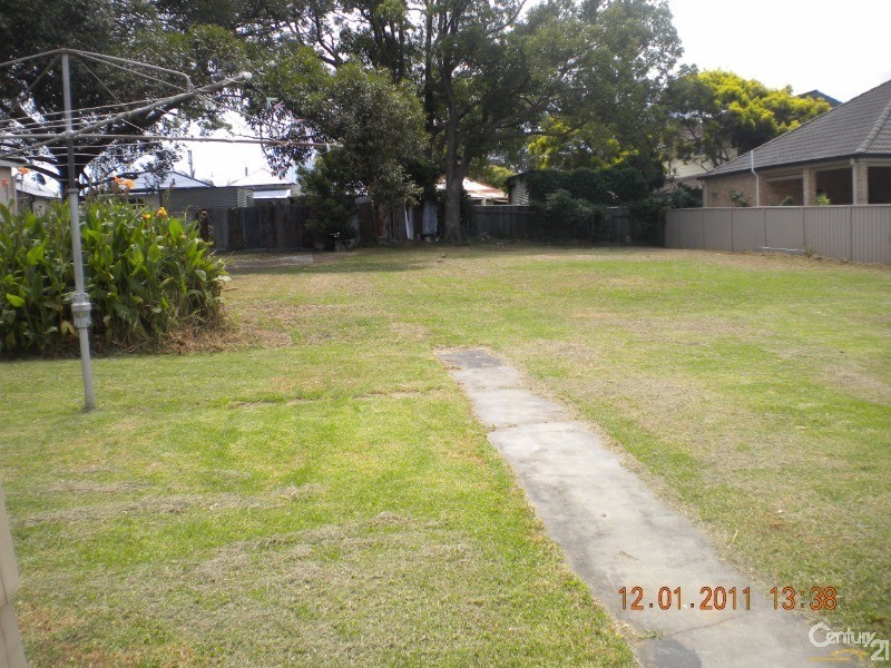 106 Gosford Road, Adamstown NSW 2289