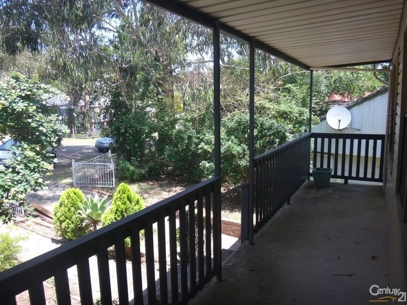 4 Kathleen Street, Cardiff NSW 2285