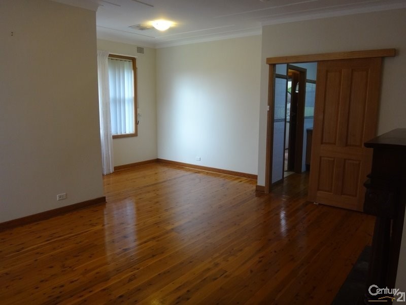 35 Claremont Avenue, Adamstown Heights NSW 2289