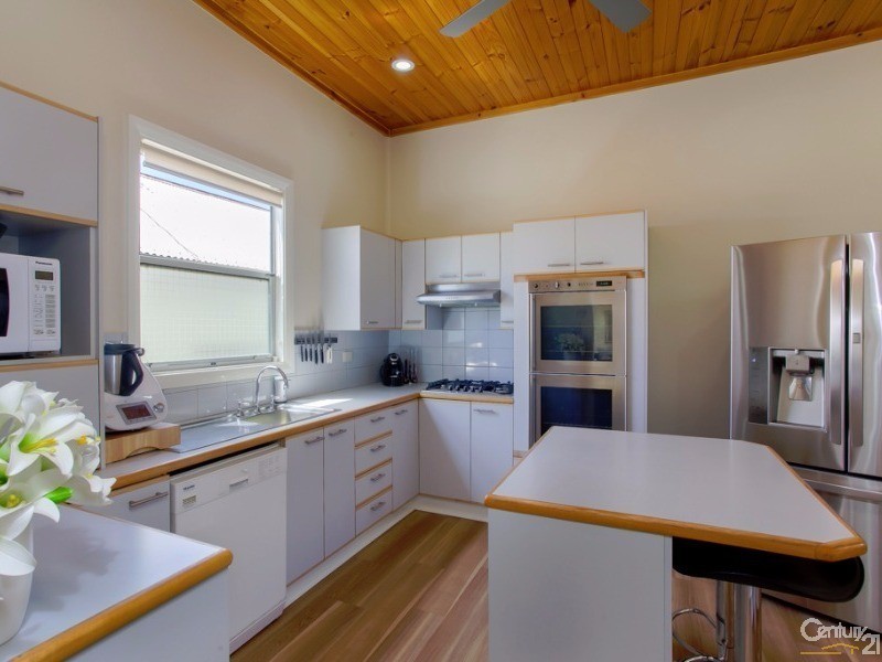 36 Eighth Street, Adamstown NSW 2289