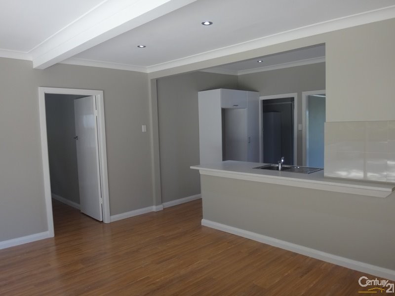 1 Lynette Place, Kotara NSW 2289