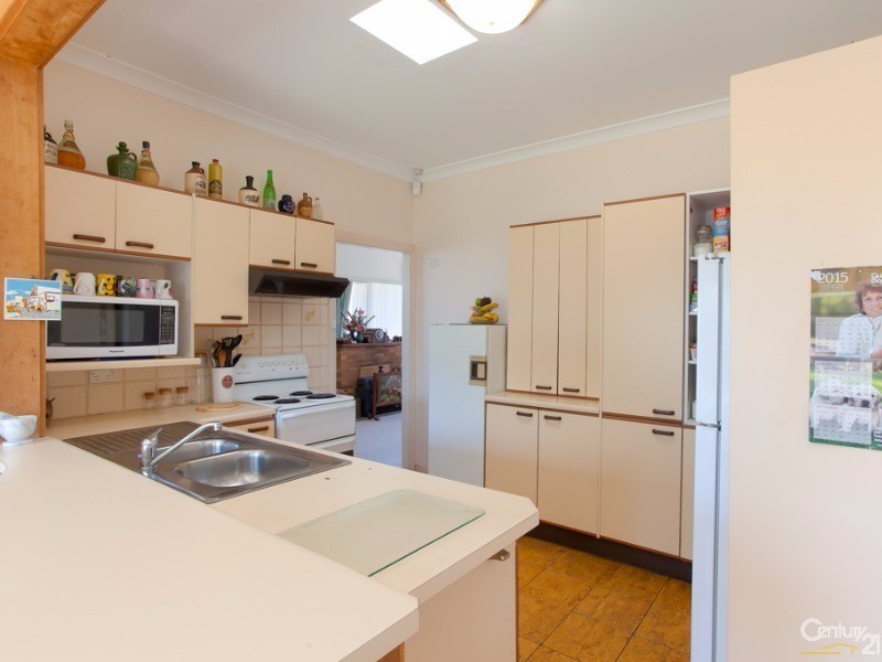 74 Dudley Road,, Charlestown NSW 2290