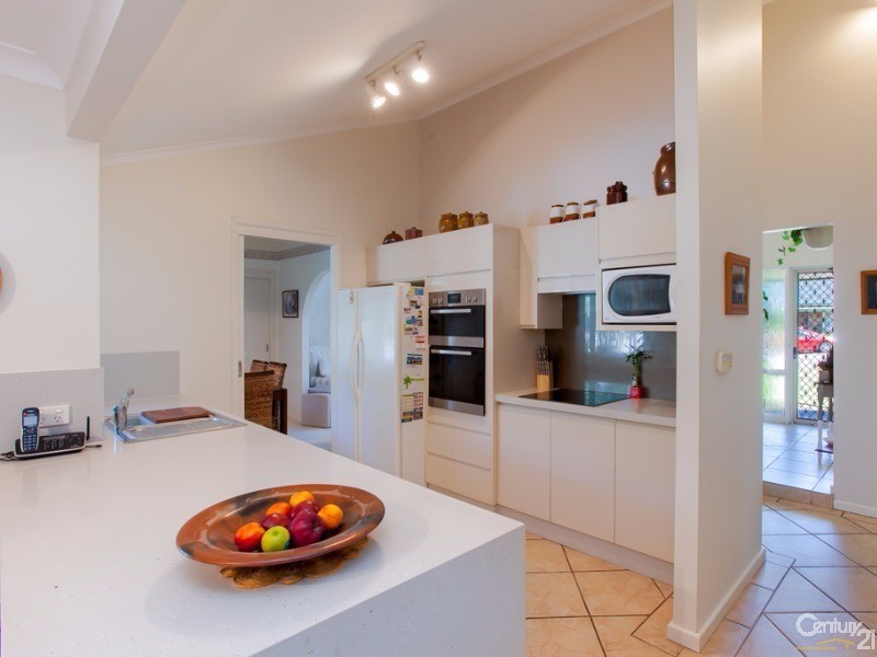 11 Sygna Close, Rankin Park NSW 2287