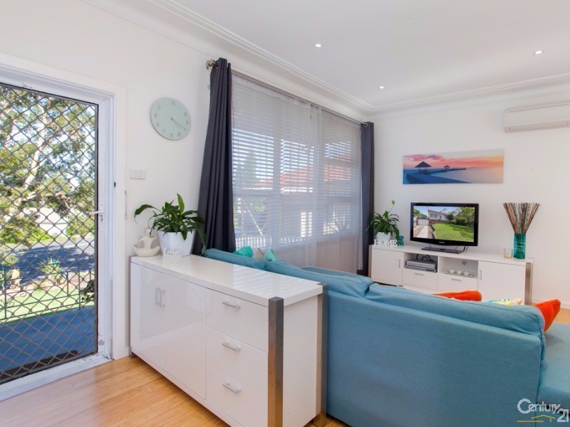 1 Dudley Road, Charlestown NSW 2290