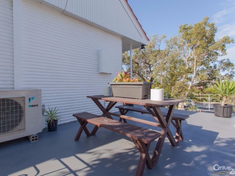 1 Dudley Road, Charlestown NSW 2290