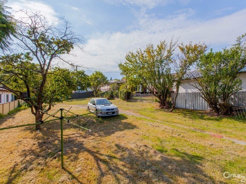 8 Bruce Street, Glendale NSW 2285