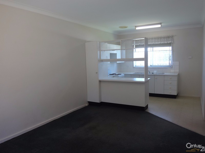 2/8 Clare Street, Glendale NSW 2285