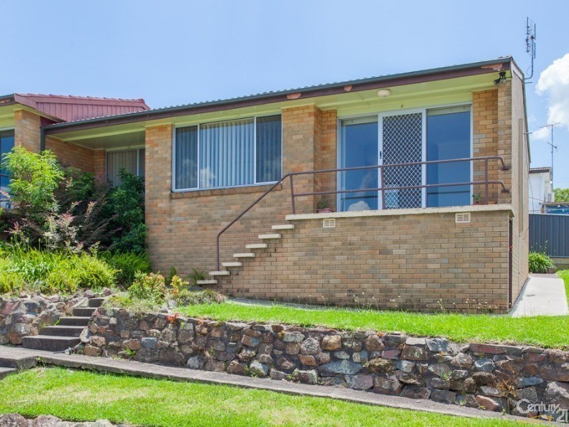 1/4A Lees Street, Charlestown NSW 2290