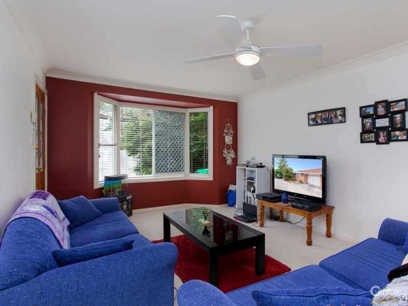 2/4 Ibis Close, Mount Hutton NSW 2290