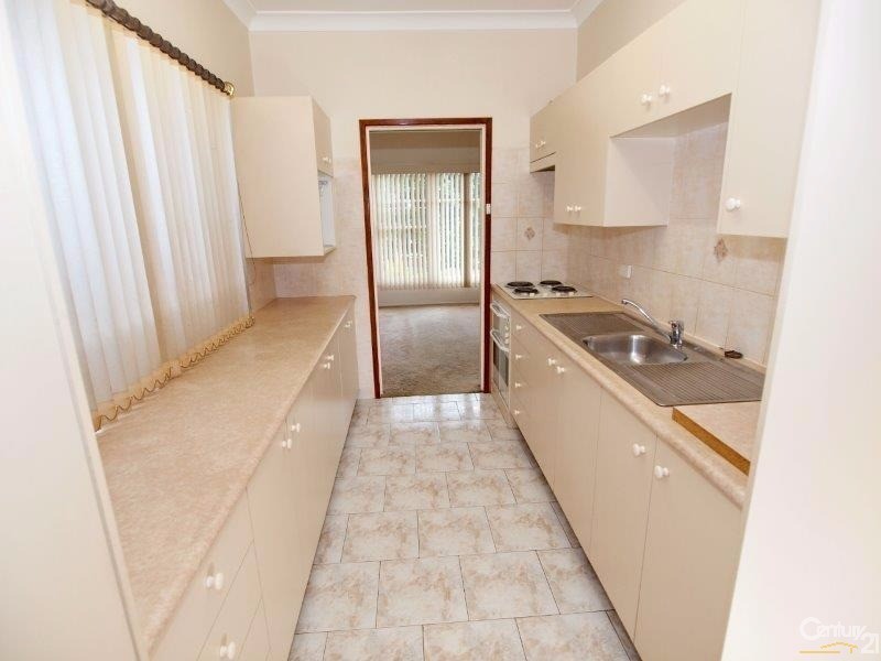 26 Oxford Street, Gateshead NSW 2290