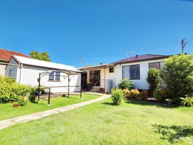 26 Oxford Street, Gateshead NSW 2290