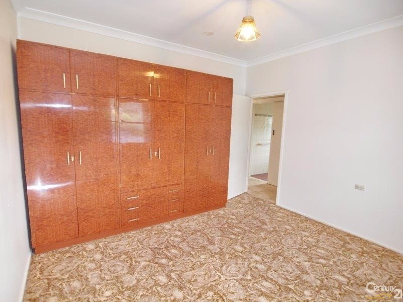 26 Oxford Street, Gateshead NSW 2290