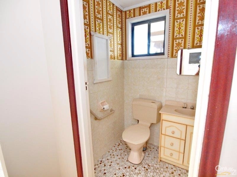 26 Oxford Street, Gateshead NSW 2290