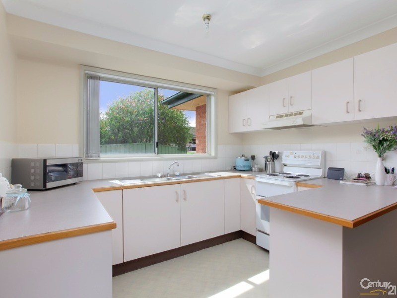 3/2 Patricia Place, Elermore Vale NSW 2287