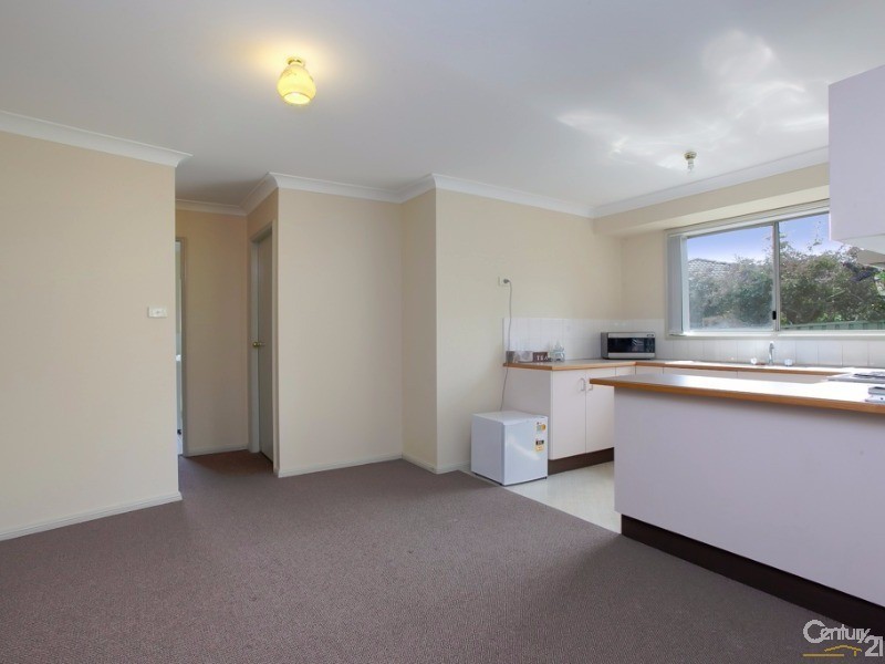3/2 Patricia Place, Elermore Vale NSW 2287