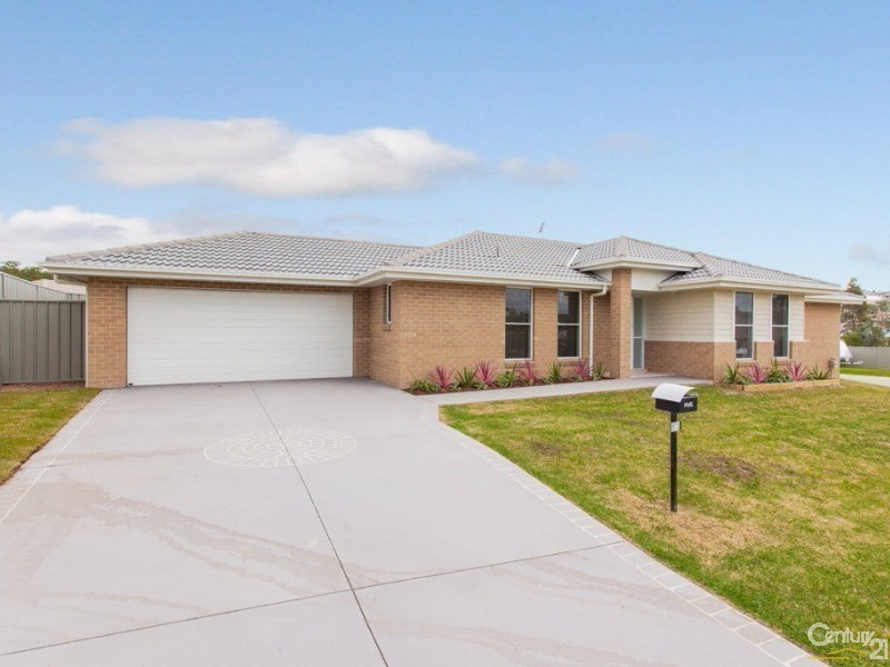 51 Cleveland Street, Cameron Park NSW 2285