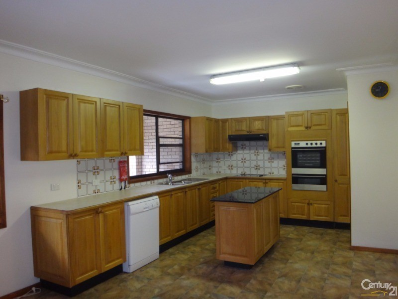 2B Conrad Avenue, Charlestown NSW 2290