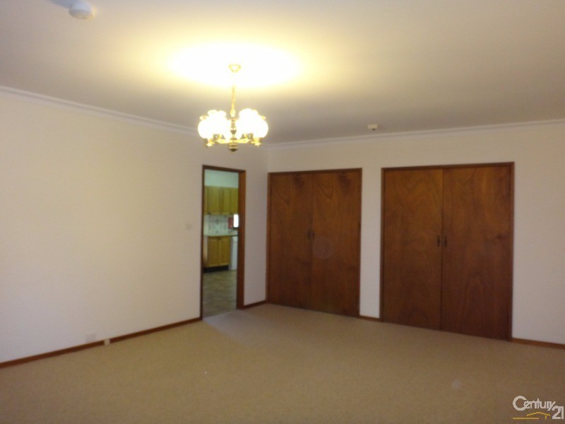 2B Conrad Avenue, Charlestown NSW 2290