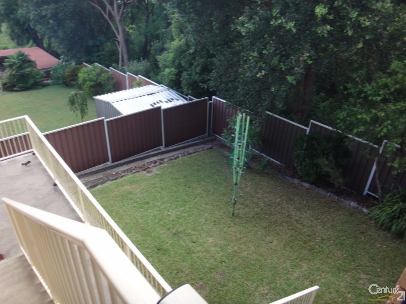 2B Conrad Avenue, Charlestown NSW 2290