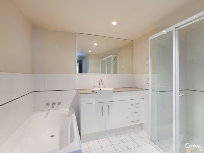 102/328 King Street, Newcastle NSW 2300