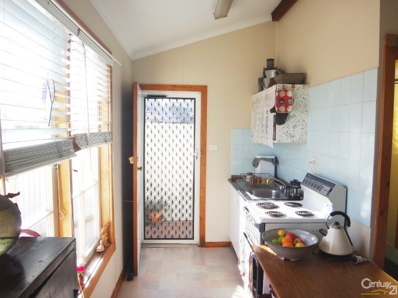 1/104-106 Young Street, Carrington NSW 2294