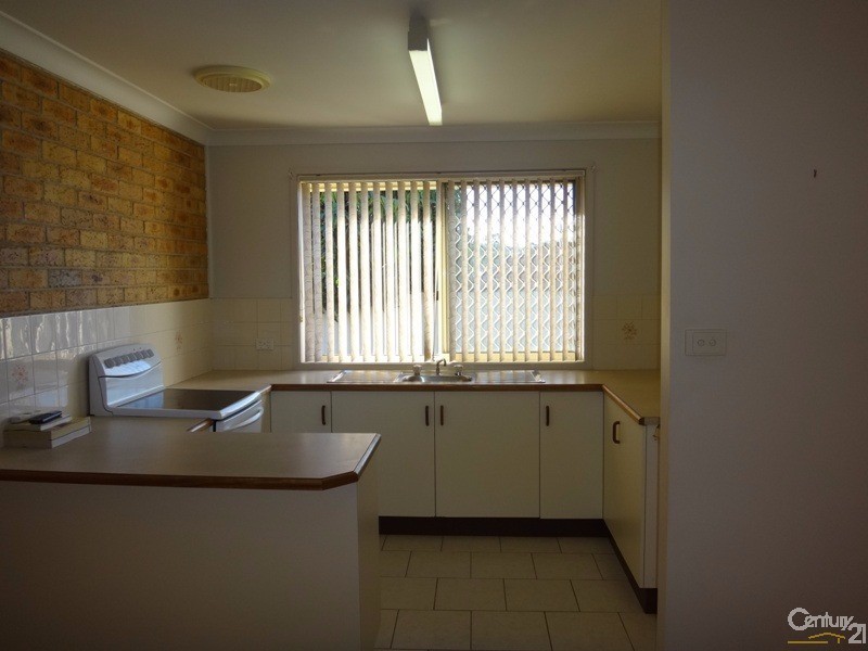 4/3 Francis Street, Cardiff South NSW 2285