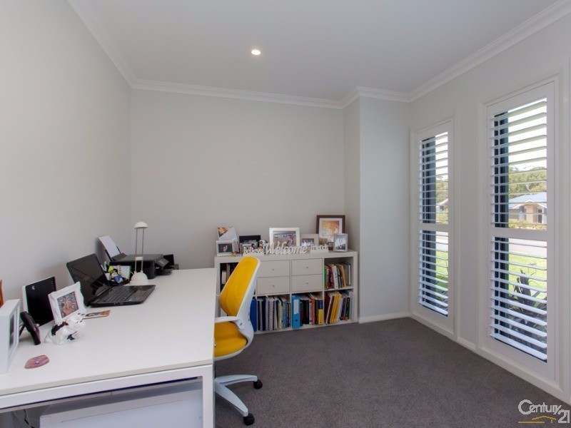 8 Providence Avenue, Fern Bay NSW 2295