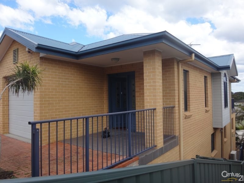 19 Bucklee Crescent, Warners Bay NSW 2282