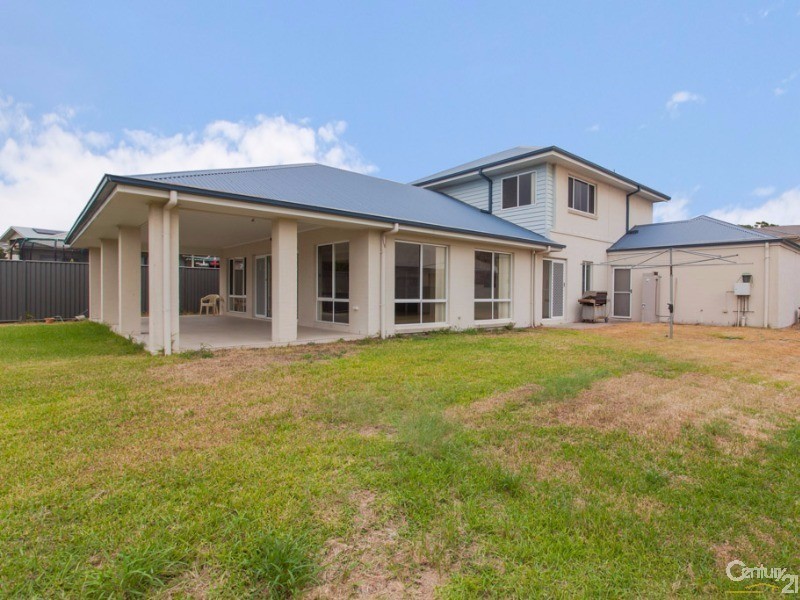 7 Stringybark Drive, Fern Bay NSW 2295