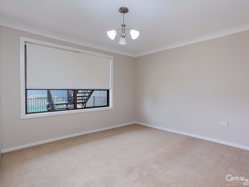 4 John Street, Dudley NSW 2290