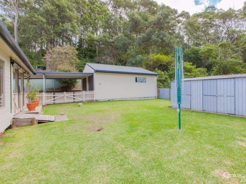 21 Delma Parade, Warners Bay NSW 2282