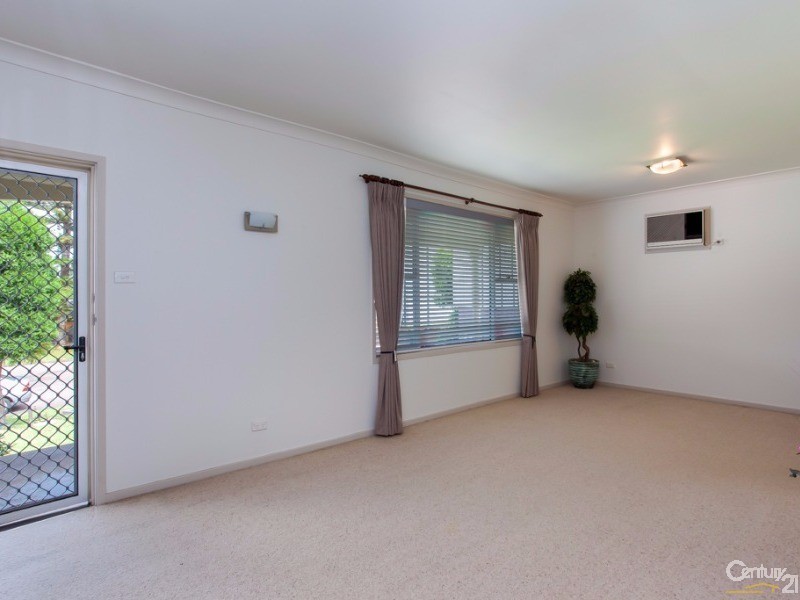 21 Delma Parade, Warners Bay NSW 2282