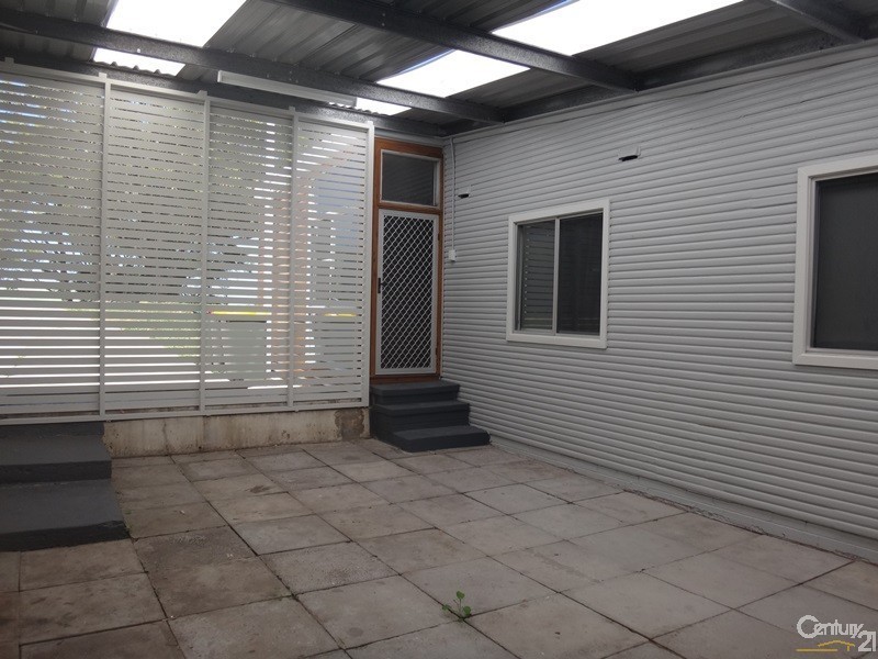 1 EK Avenue, Charlestown NSW 2290