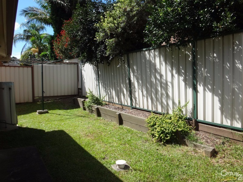 2/11 Floribunda Close, Warabrook NSW 2304