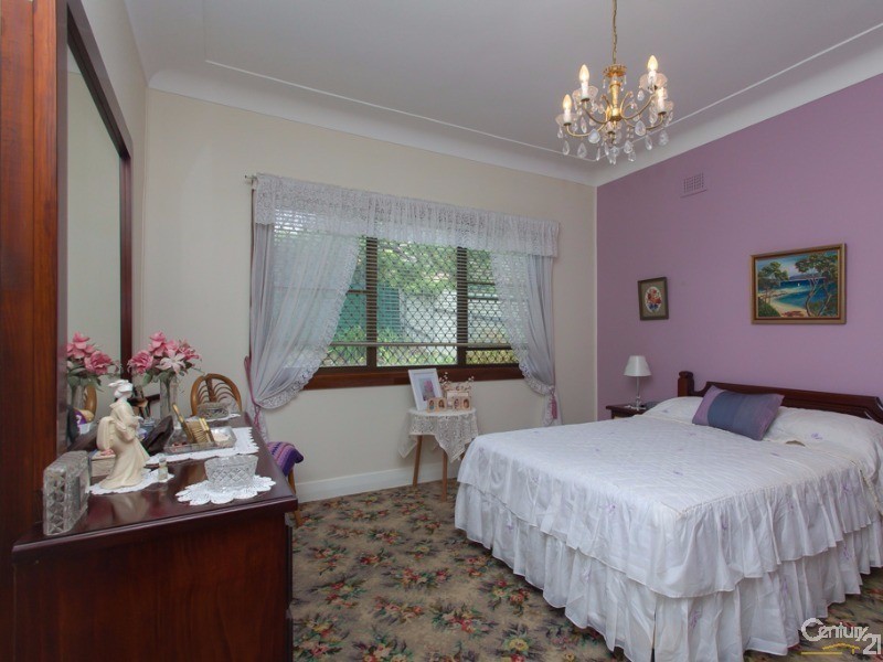 18 City Road, Adamstown Heights NSW 2289