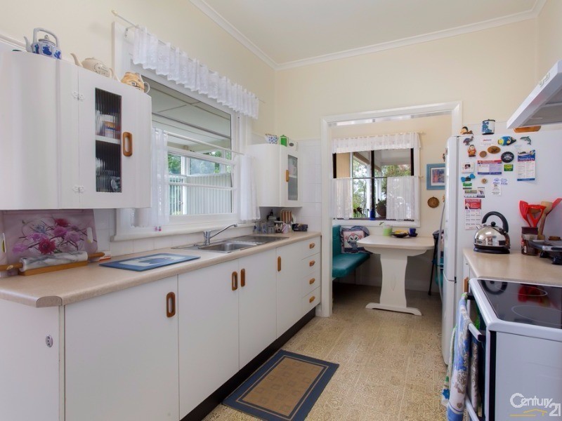 18 City Road, Adamstown Heights NSW 2289